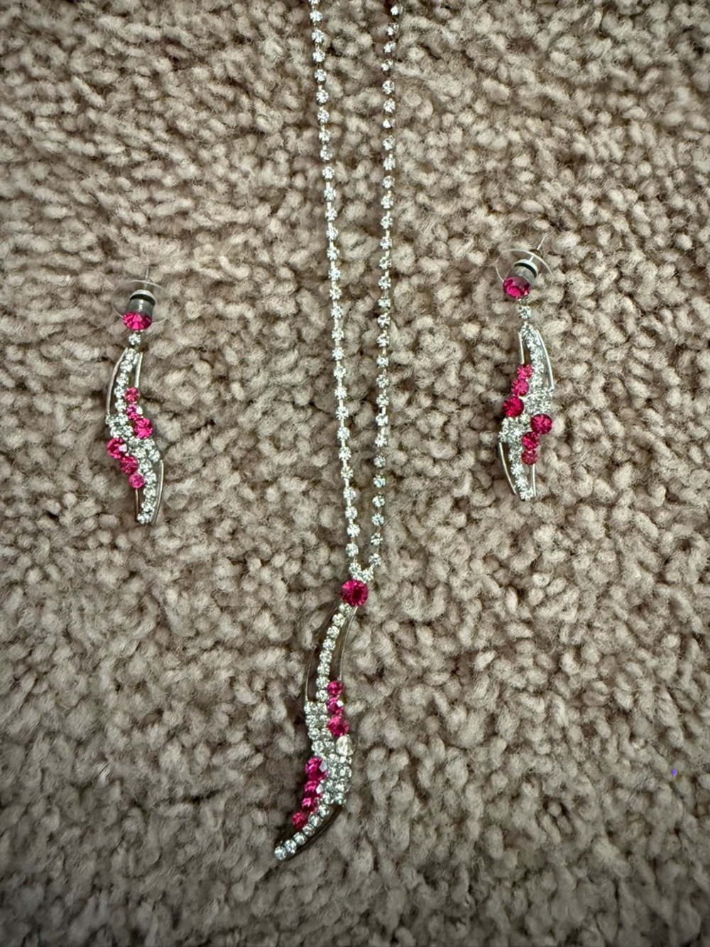 Rhinestone Pink Crystal Pendant Necklace & Earrings Set